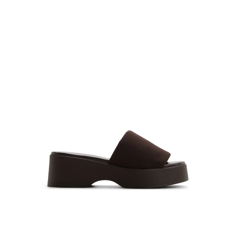كول ات سبرنج Noemii Wedge Mules Wedge heel